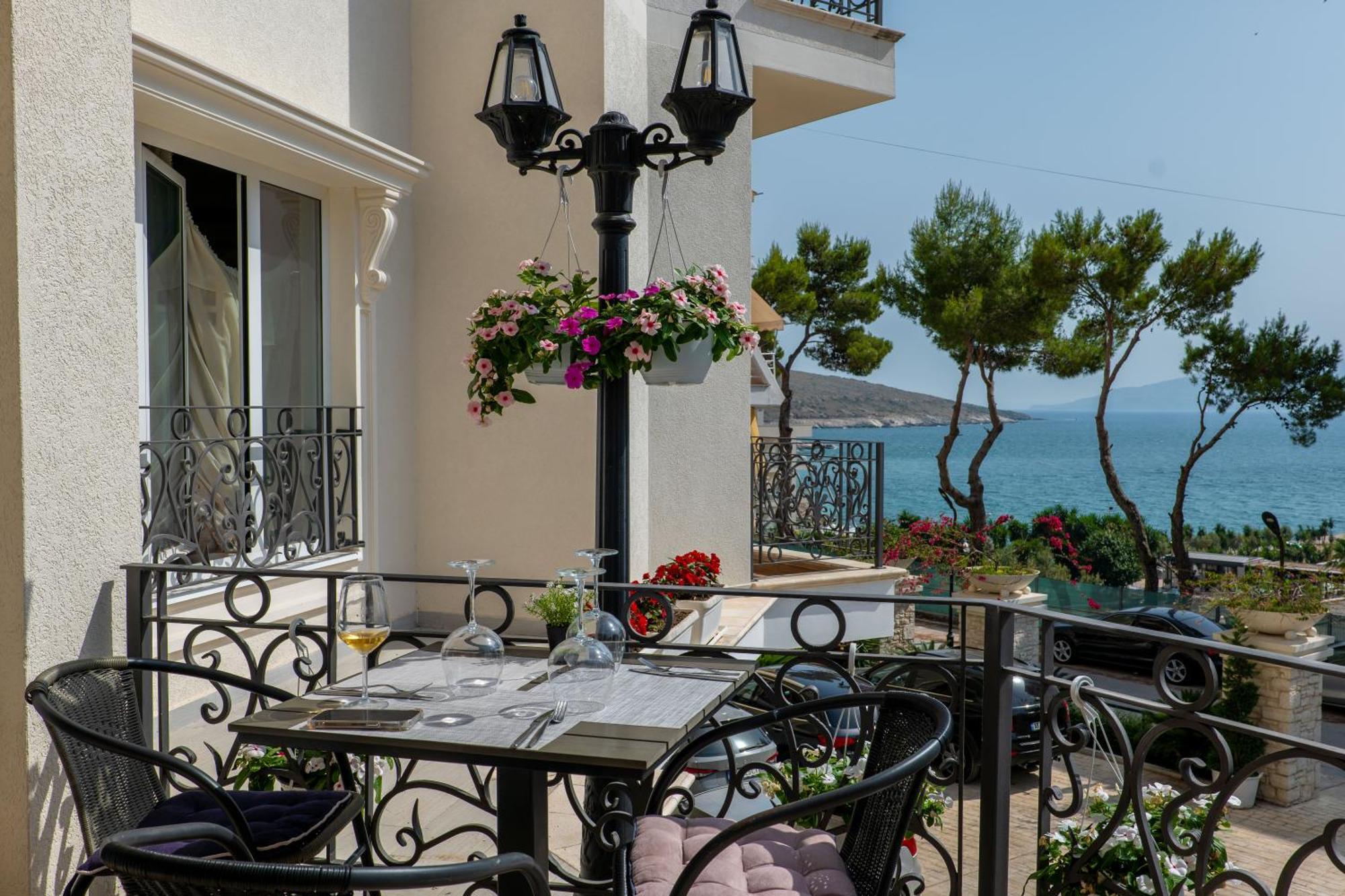 Ami Mar Hotel Saranda Extérieur photo