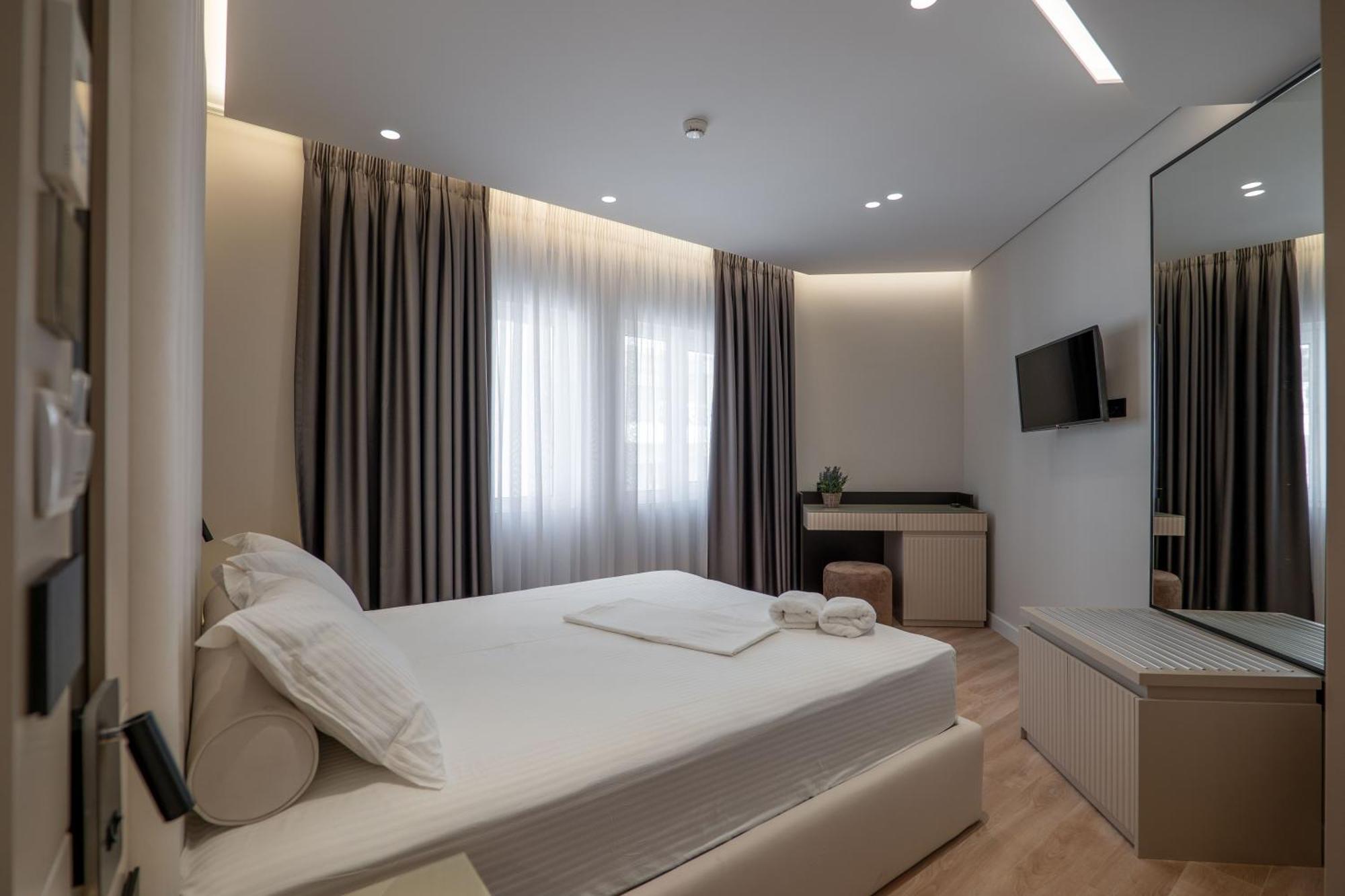 Ami Mar Hotel Saranda Extérieur photo