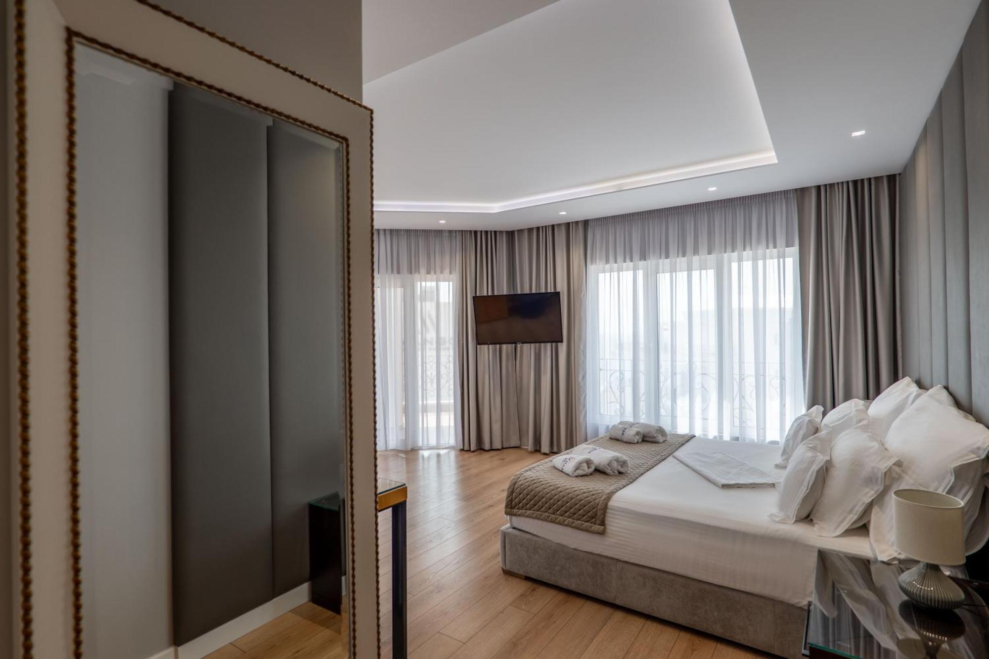 Ami Mar Hotel Saranda Extérieur photo