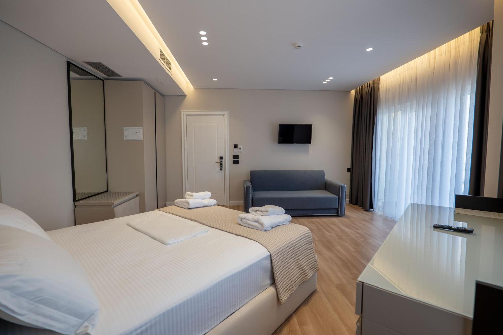 Ami Mar Hotel Saranda Extérieur photo