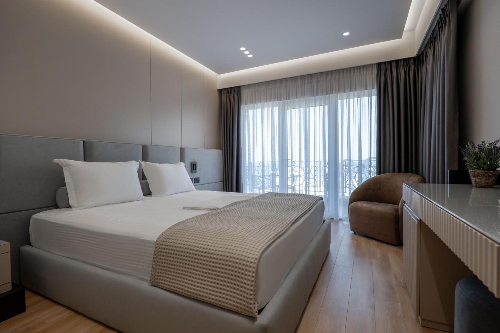 Ami Mar Hotel Saranda Extérieur photo