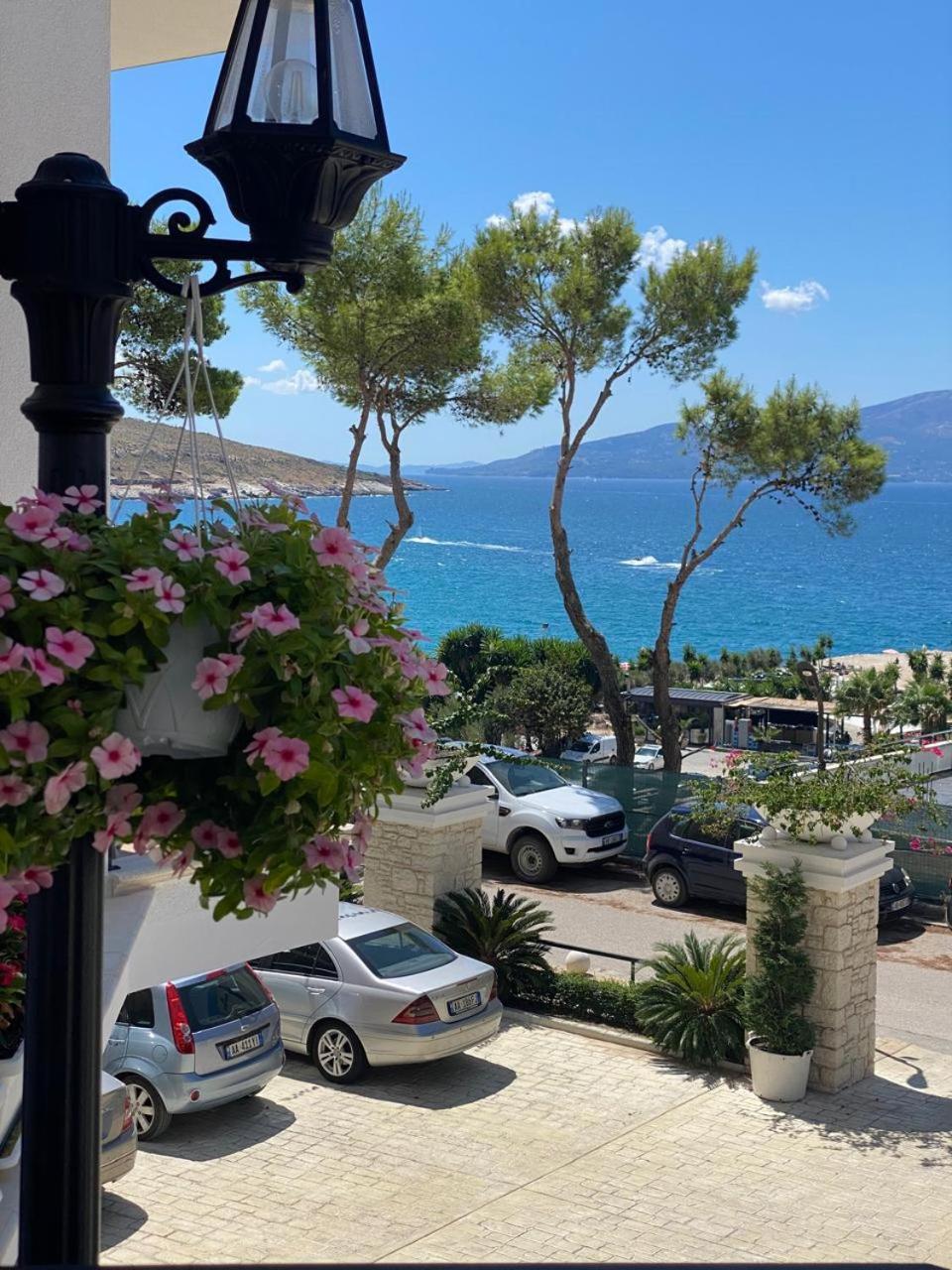 Ami Mar Hotel Saranda Extérieur photo
