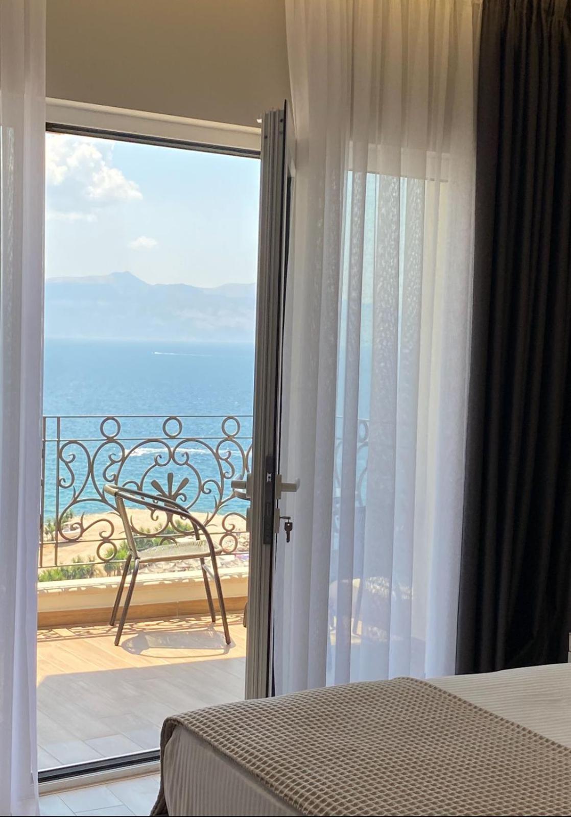 Ami Mar Hotel Saranda Extérieur photo
